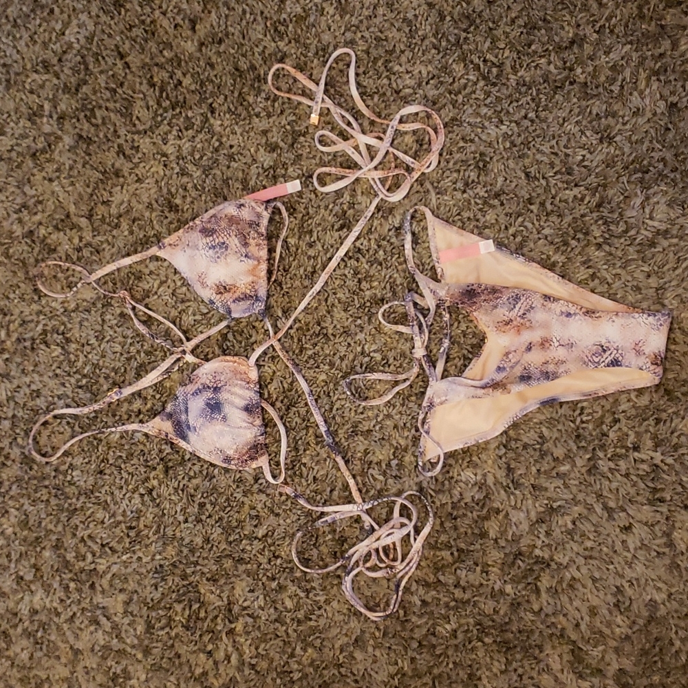 Victoria's Secret bikini